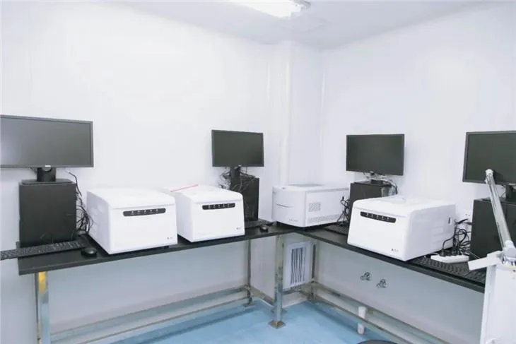 Mobile RNA Detection Lab Mobile Lab Vehicle For PCR Fast Detection